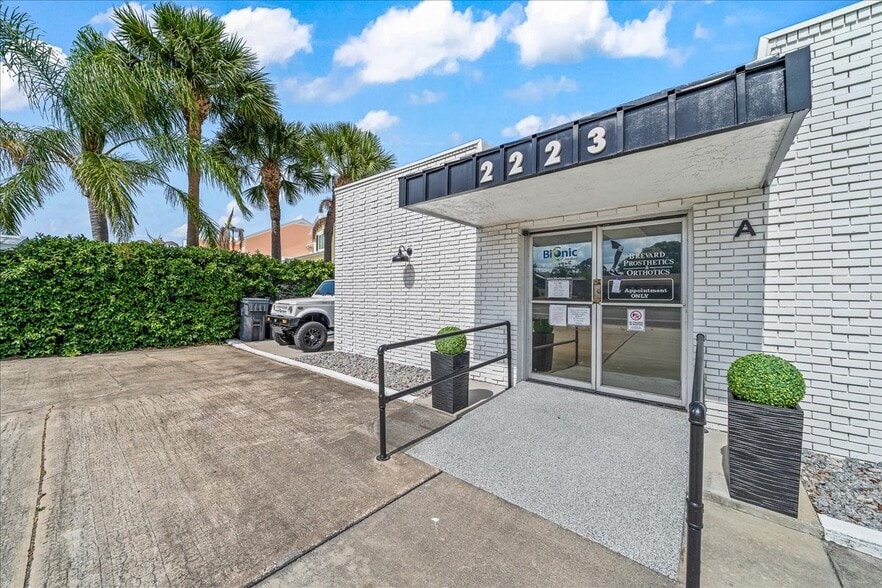 More Photos Of 2225 S Washington Ave, Titusville Office Residential For Sale