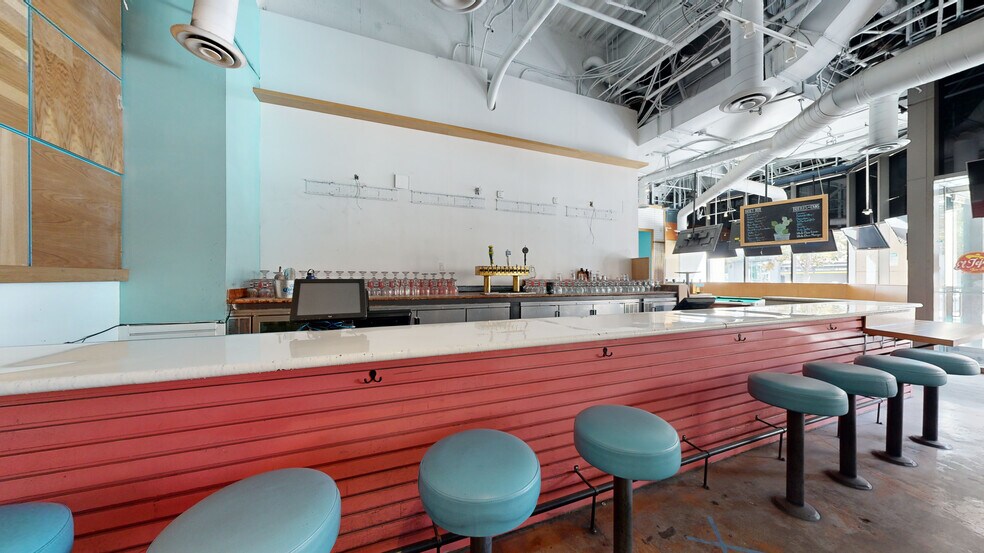 More Photos Of 801 S Grand Ave, Los Angeles Office For Lease