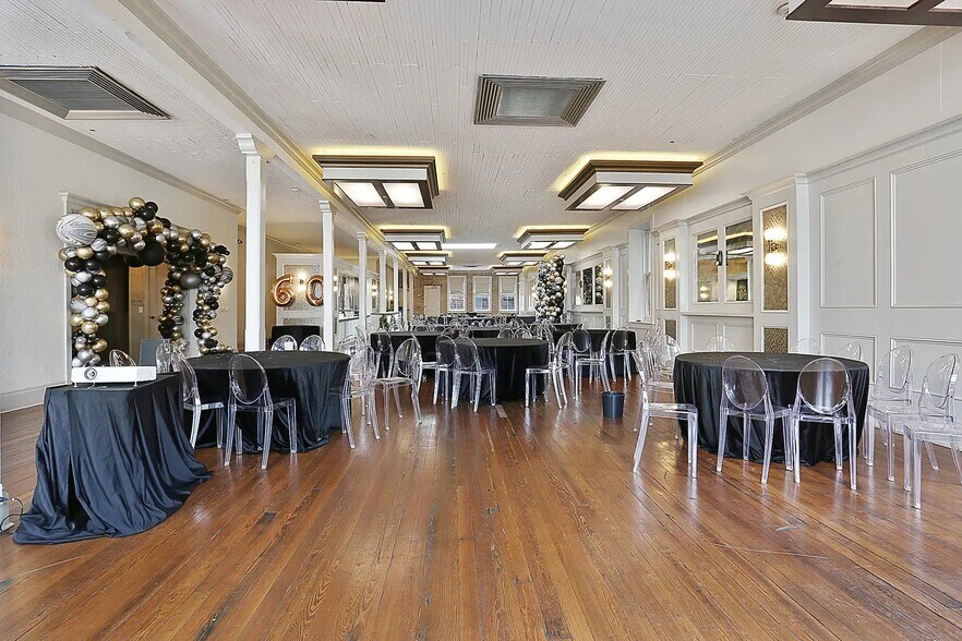 More Photos Of 326 3rd St, Baton Rouge Storefront Retail Office For Sale