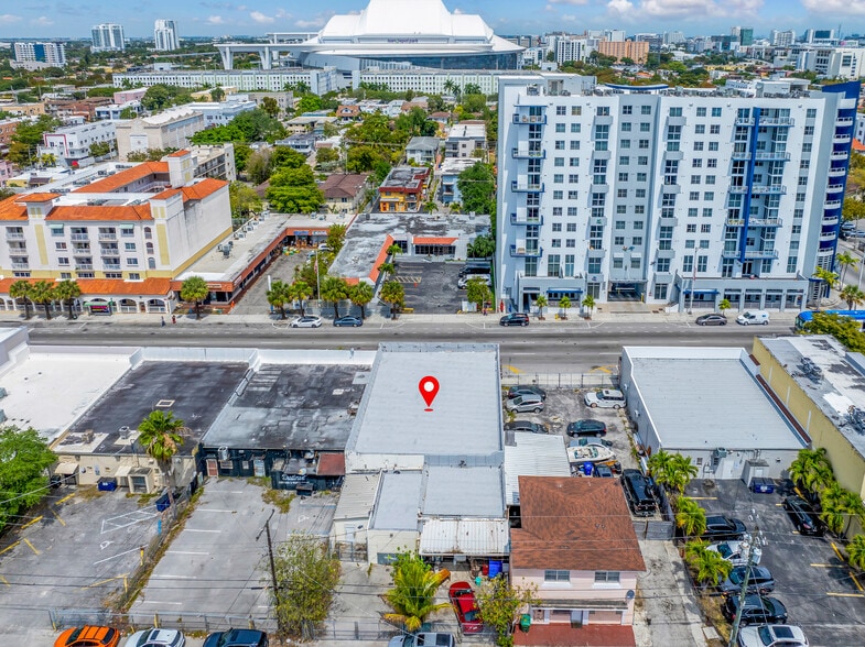 More Photos Of 1432-1436 W Flagler St, Miami Storefront Retail Office For Sale