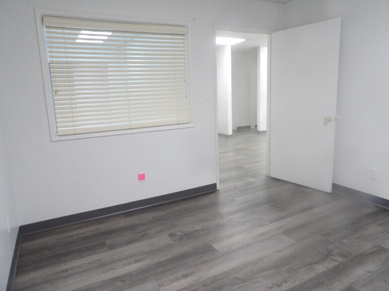 More Photos Of 765 Broadway Ave, El Centro Medical For Sale