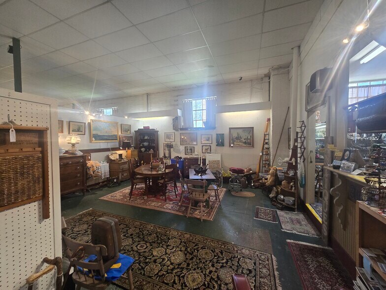 More Photos Of 66 S Main St, Mullica Hill General Retail For Sale