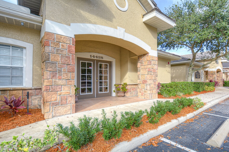 More Photos Of 14428 Bruce B Downs Blvd, Tampa Medical For Sale