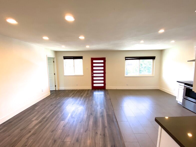 More Photos Of 1140 E 22nd St, Oakland Apartments For Sale