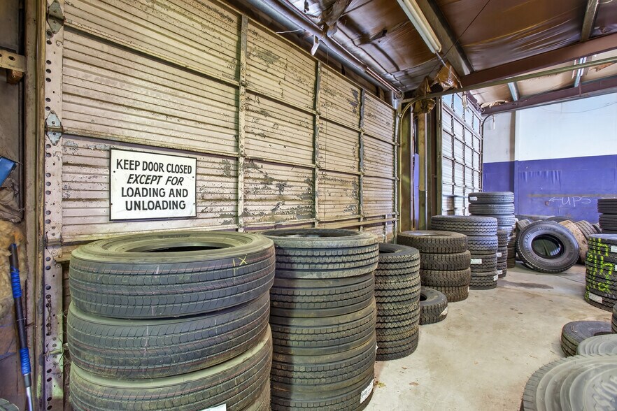 More Photos Of 2117 Carmack Blvd, Columbia Industrial For Sale