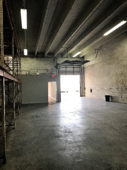 More Photos Of 3100 NW 72nd Ave, Miami Warehouse For Lease