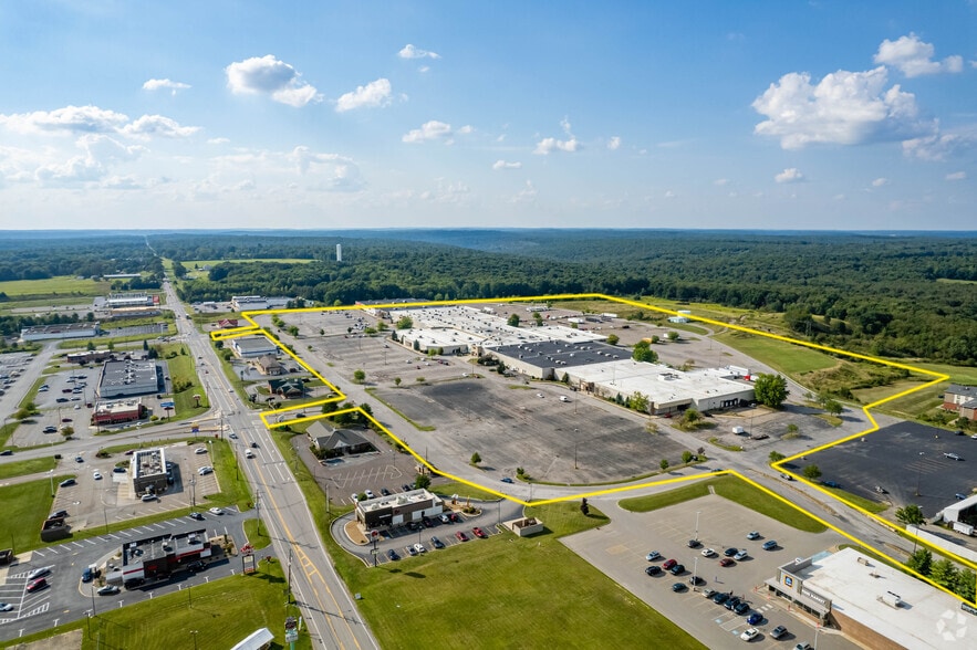 More Photos Of 6945 US Rte 322, Cranberry Department Store For Sale