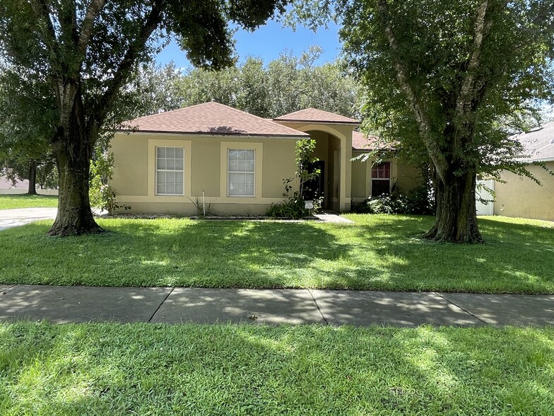 Primary Photo Of 185 Winding Cove Ave, Apopka Assisted Living For Sale