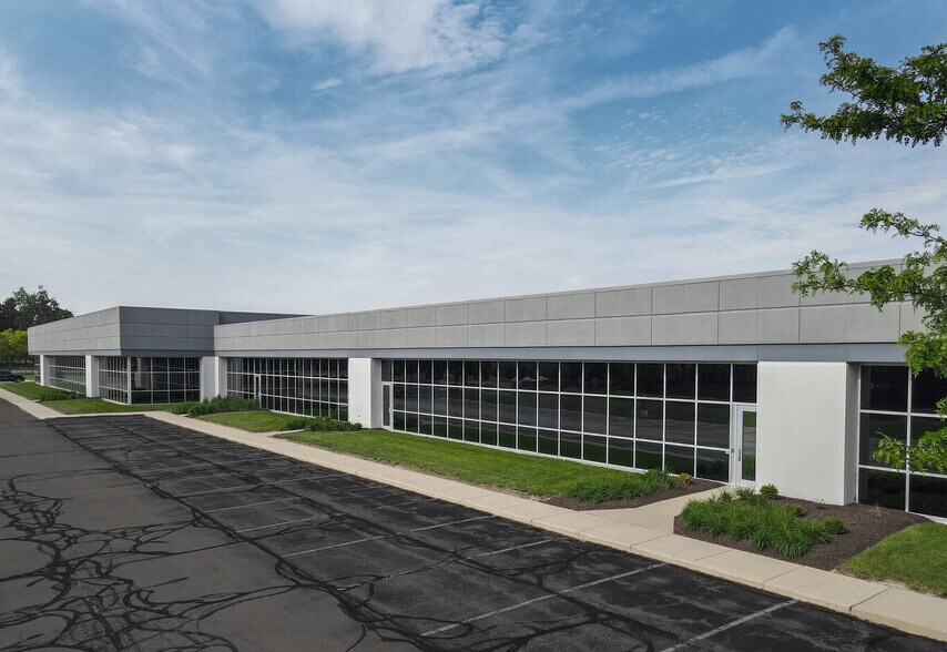 More Photos Of 12202-12292 Hancock St, Carmel Light Distribution For Lease