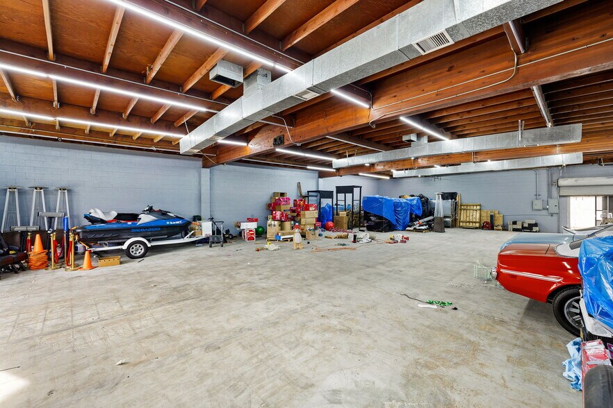 More Photos Of 915 N Willowbrook Ave, Compton Warehouse For Sale