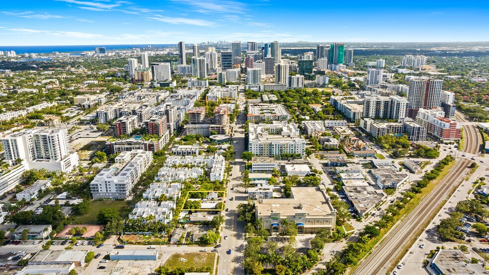 More Photos Of 724 NE 3rd Ave, Fort Lauderdale Apartments For Sale