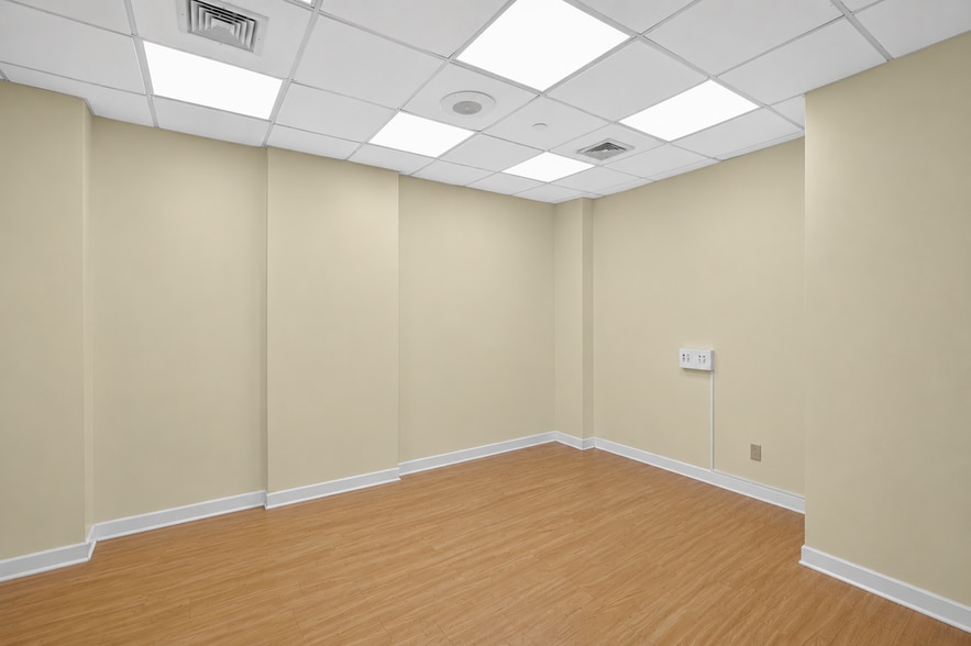 More Photos Of 161 Madison Ave, New York Medical For Sale