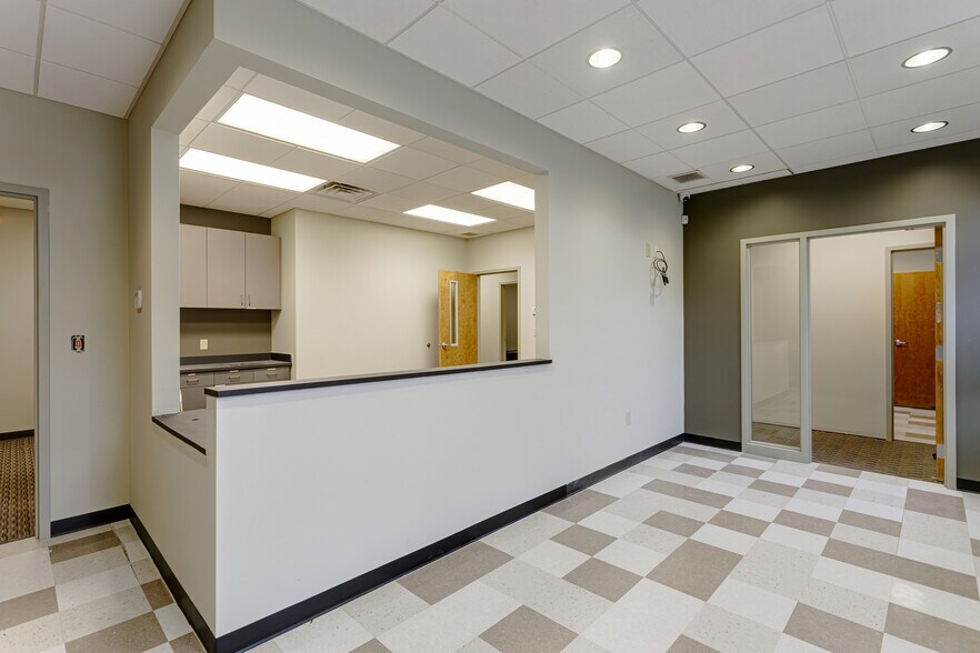 More Photos Of 1207-1209 Jefferson St, Nashville Medical For Lease