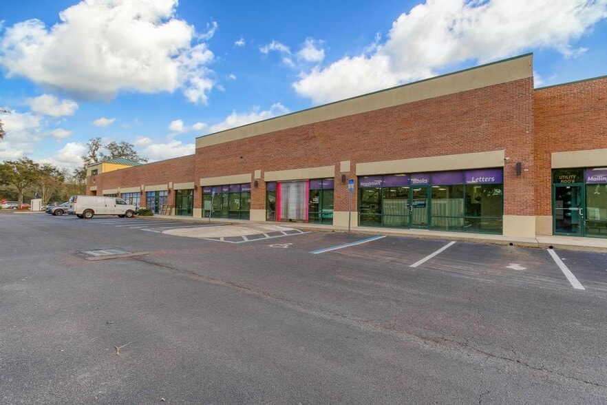 More Photos Of 12276 San Jose Blvd, Jacksonville Office For Lease