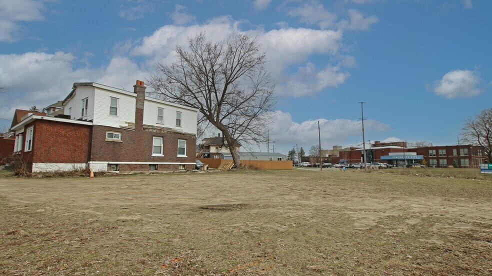More Photos Of 800 Martin Luther King Ave, Flint Land For Sale