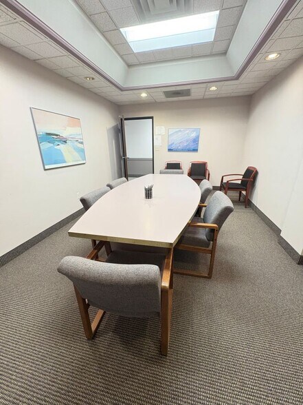 More Photos Of 23933 Allen Rd, Trenton Medical For Lease