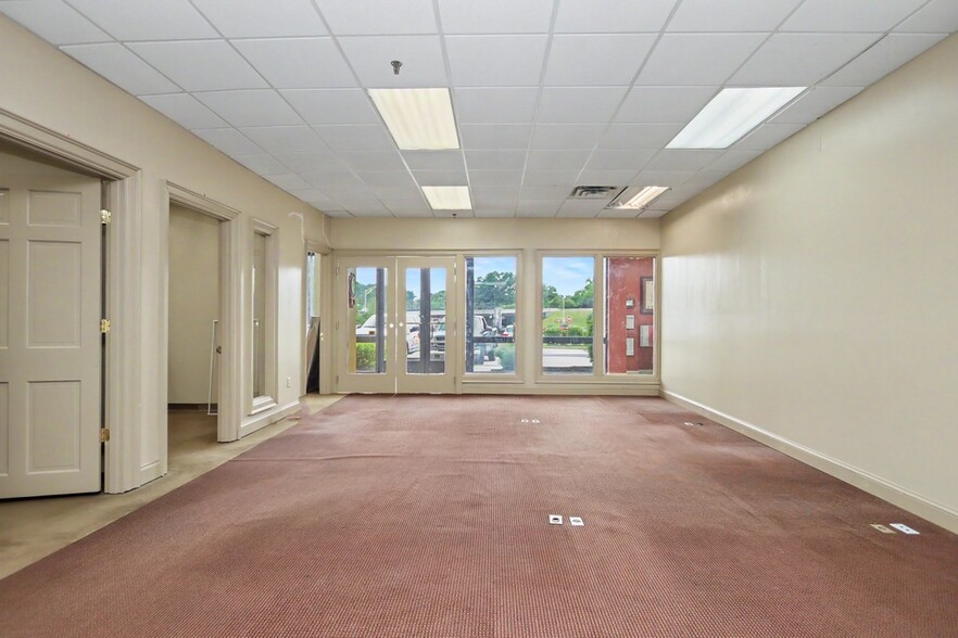More Photos Of 5020 Route 9W, Newburgh Office For Lease