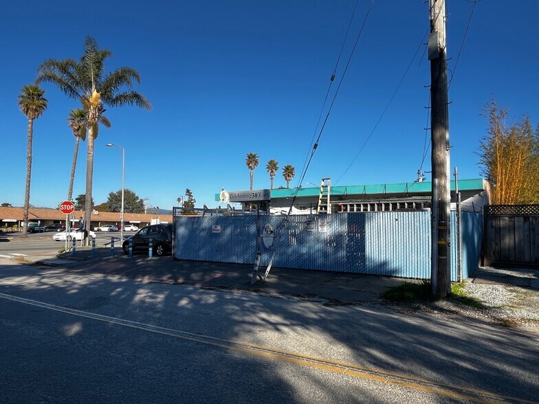 More Photos Of 3700 Portola Dr, Santa Cruz Storefront For Sale
