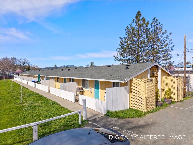 Primary Photo Of 9747 Winchester St, Lower Lake Apartments For Sale