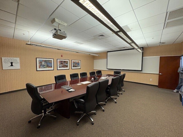 More Photos Of 1500 S Union Ave, Bakersfield Warehouse For Sale