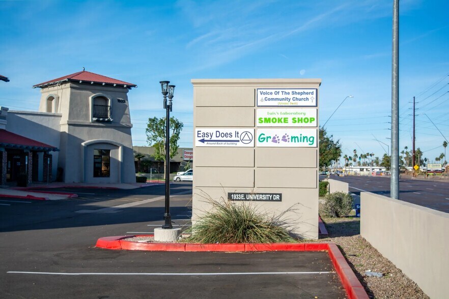 More Photos Of 1933 E University Dr, Mesa Unknown For Lease