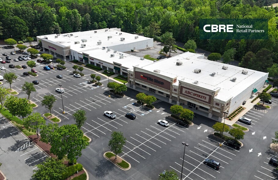Primary Photo Of 9920-10056 E Independence Blvd, Matthews General Retail For Sale