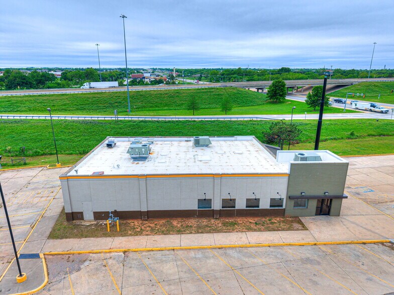 More Photos Of 4903 N Harrison St, Shawnee Restaurant For Sale
