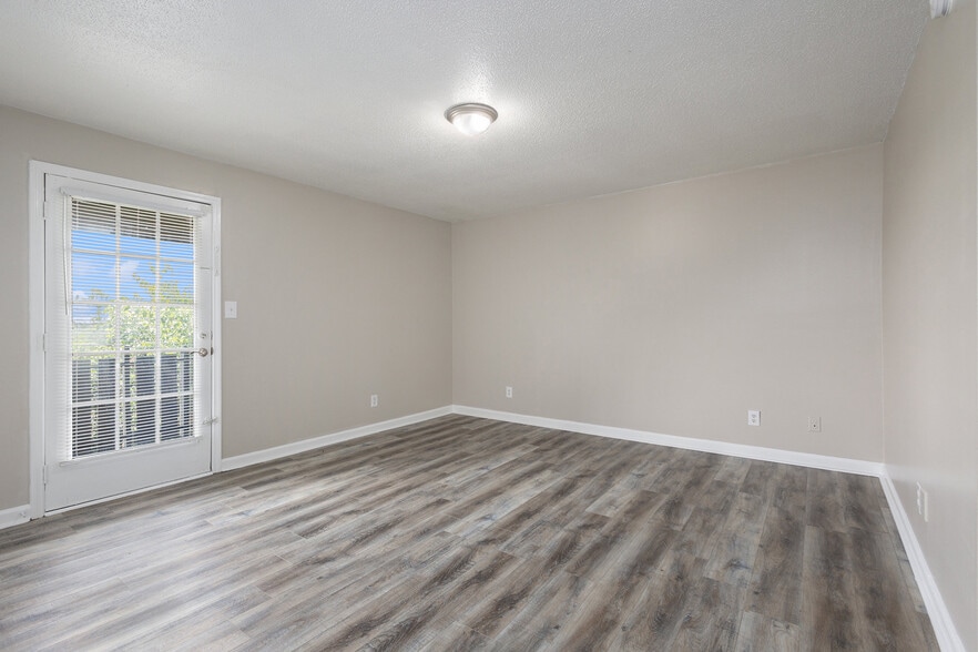 More Photos Of 2418 Green Springs Hwy, Birmingham Multifamily For Sale