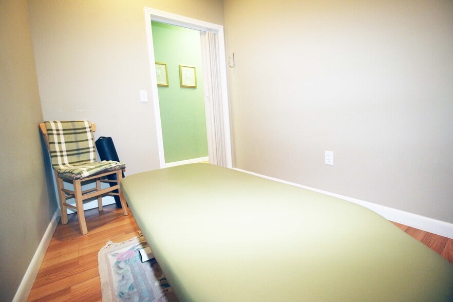 More Photos Of 845 N Main St, Providence Medical For Sale