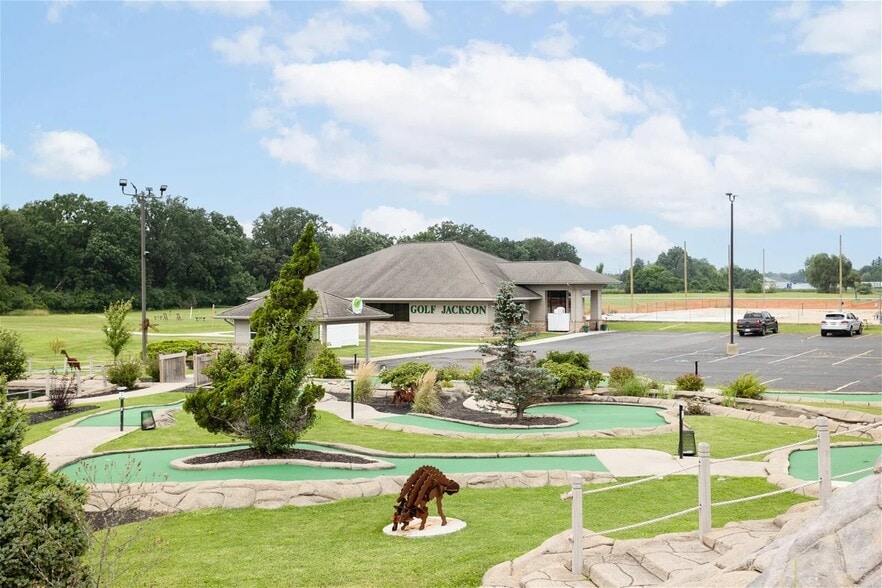 More Photos Of 3600 Wayland Dr, Jackson Golf Course Driving Range For Sale