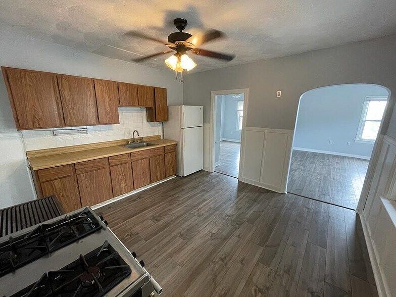 More Photos Of 238 Newland Ave, Woonsocket Apartments For Sale