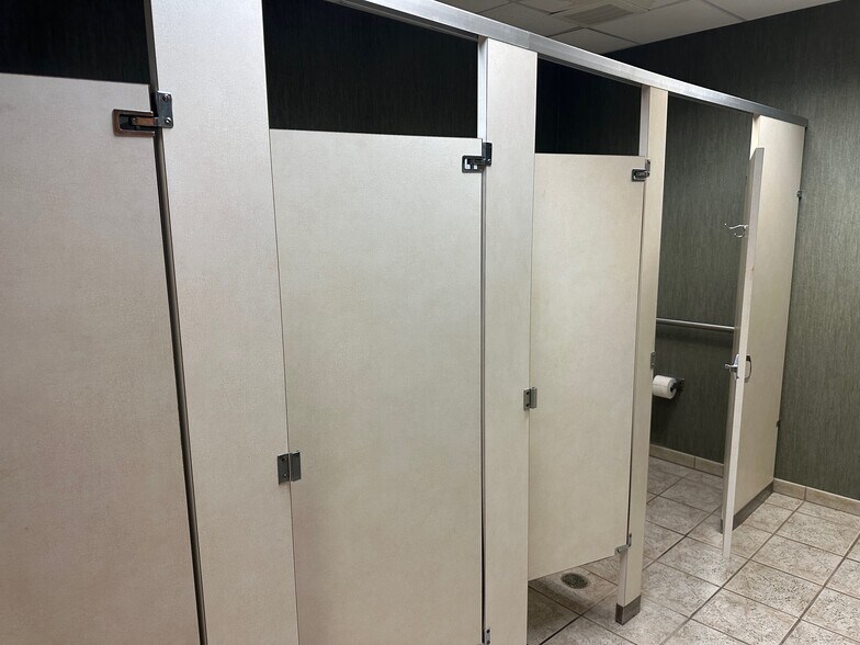 More Photos Of 2145 Duluth Hwy, Duluth Office For Lease