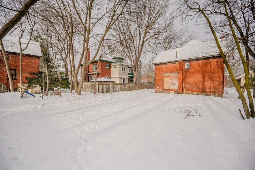 More Photos Of 223 Mary St, Waterloo Land For Sale