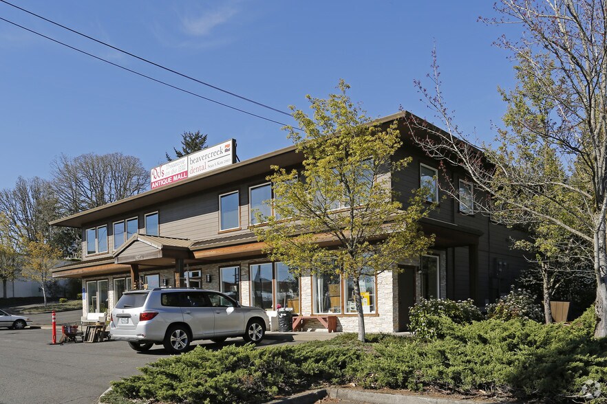 Primary Photo Of 1607 Beavercreek Rd, Oregon City Office For Sale