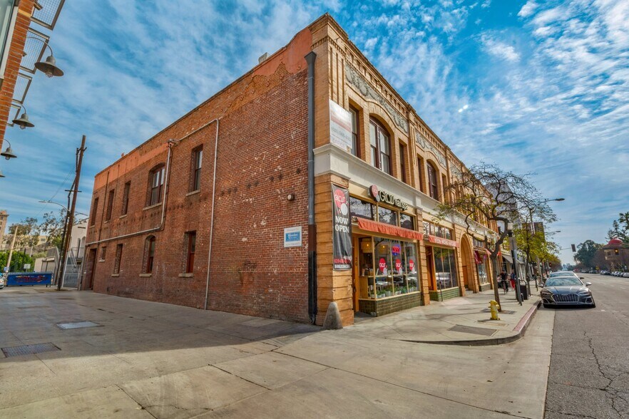 More Photos Of 26-38 S Raymond Ave, Pasadena Storefront Retail Office For Sale