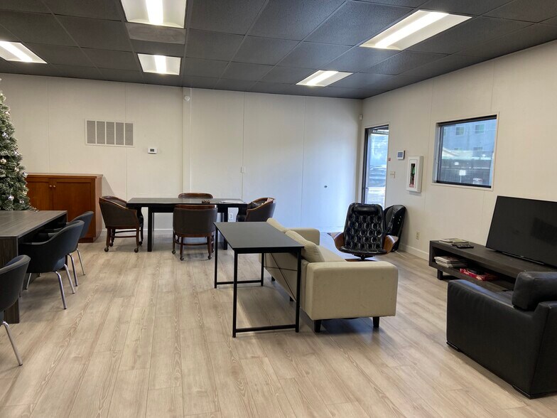 More Photos Of 800 S La Brea Ave, Inglewood Land For Lease