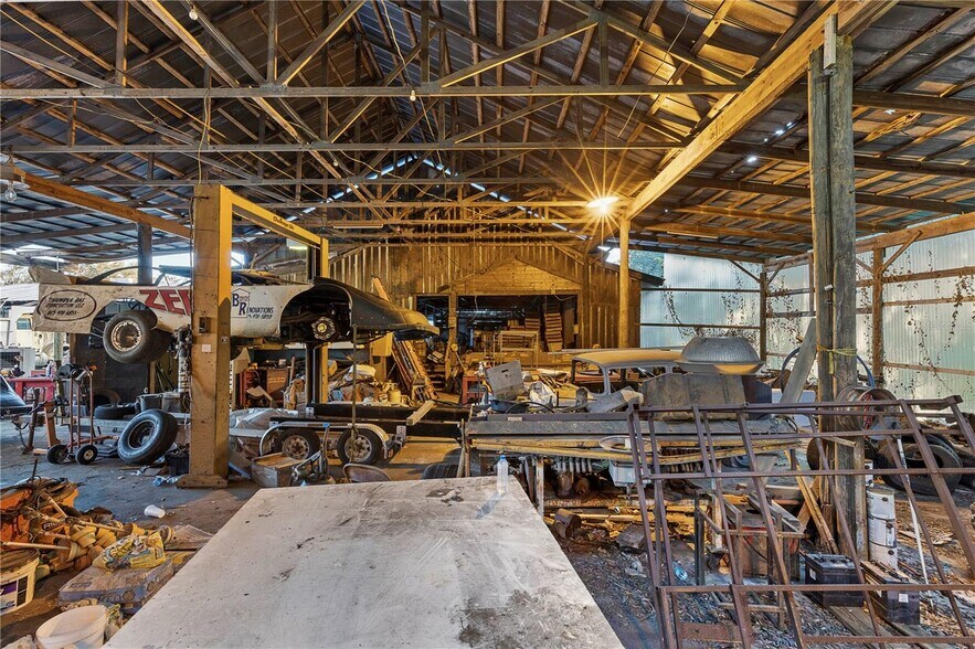 More Photos Of 15058 Balm Rd, Wimauma Industrial For Sale