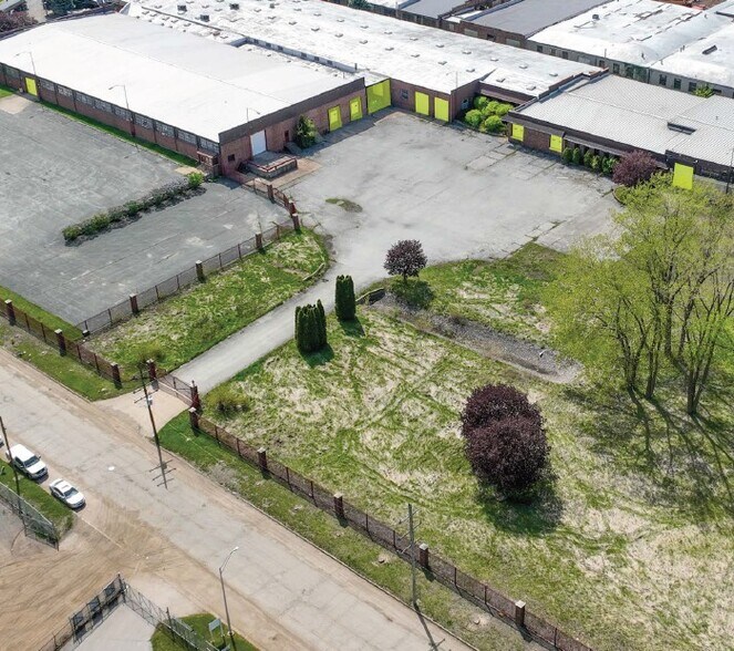 Primary Photo Of 185 E 12th St, Chicago Heights Warehouse For Sale