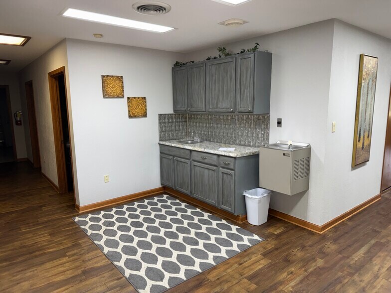 More Photos Of 11971 US 49, Marmaduke Funeral Home For Sale