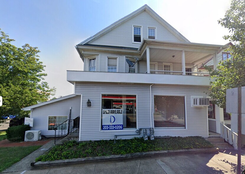 Primary Photo Of 566 Lindley St, Bridgeport Storefront Retail Residential For Lease