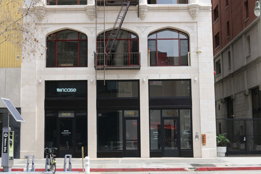 More Photos Of 908-910 S Broadway, Los Angeles Loft Creative Space For Lease