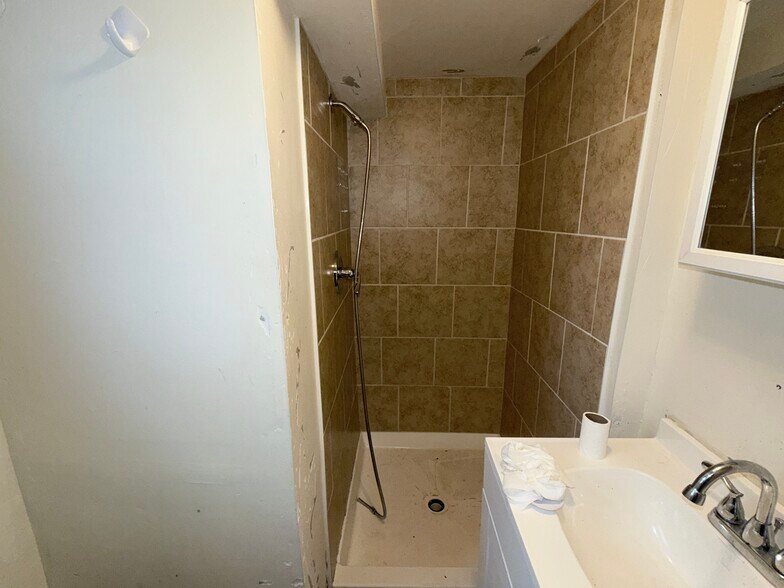 More Photos Of 41 Atlantic St, Keyport Apartments For Sale