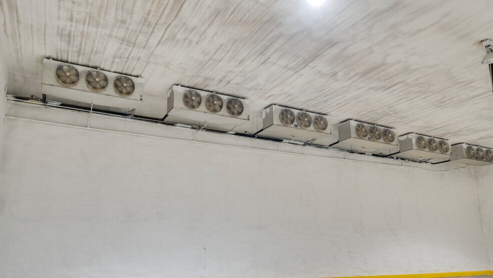 More Photos Of 2476 GA-76 Hwy, Adel Warehouse For Sale