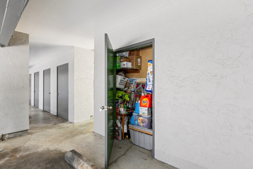 More Photos Of 1411 Oxford St, Redwood City Apartments For Sale