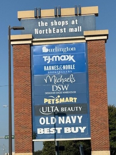 Primary Photo Of 852 Northeast Mall Blvd, Hurst General Retail For Lease