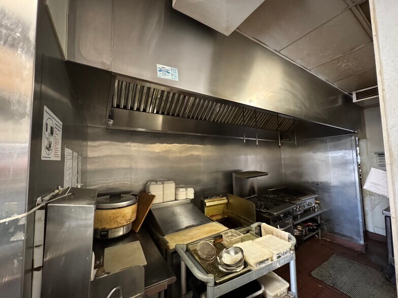 More Photos Of 1517-1521 N Main St, Walnut Creek Storefront Retail Office For Lease