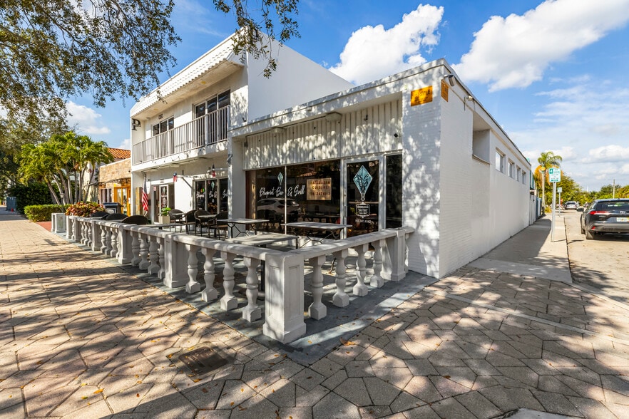 More Photos Of 502-504 Lucerne Ave, Lake Worth Restaurant For Lease