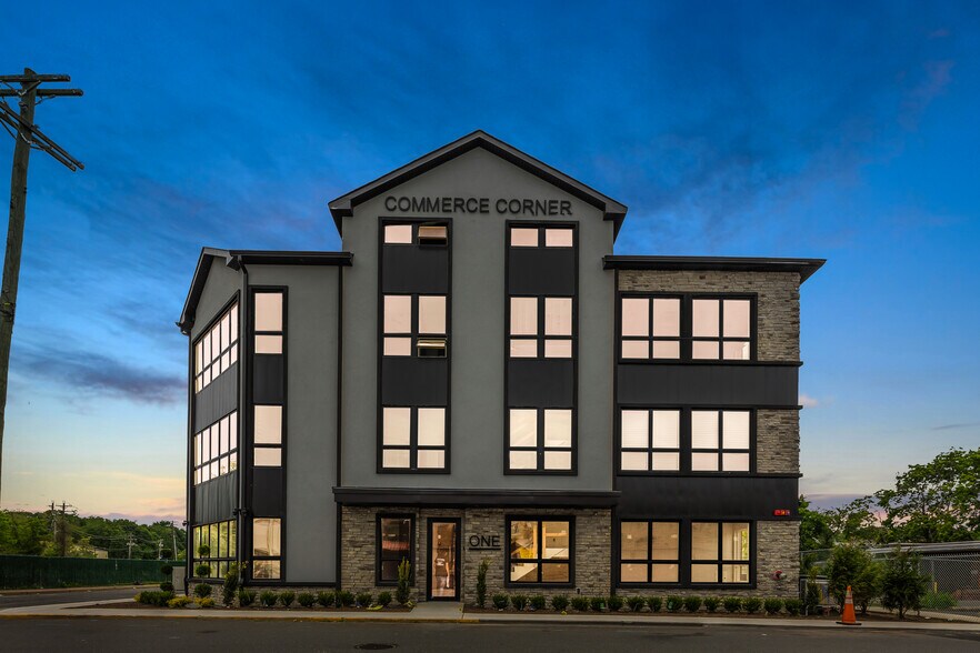 More Photos Of 1 N Madison Ave, Spring Valley Office For Lease