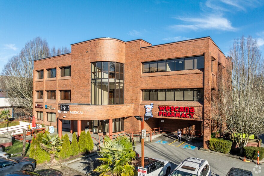 Primary Photo Of 6935 120th St, Delta Medical For Lease