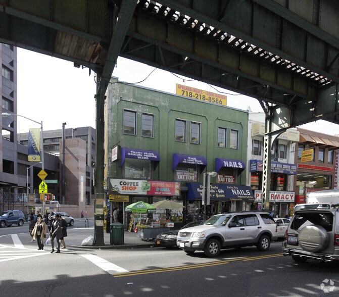 Primary Photo Of 740 Broadway, Brooklyn Storefront Retail Office For Lease